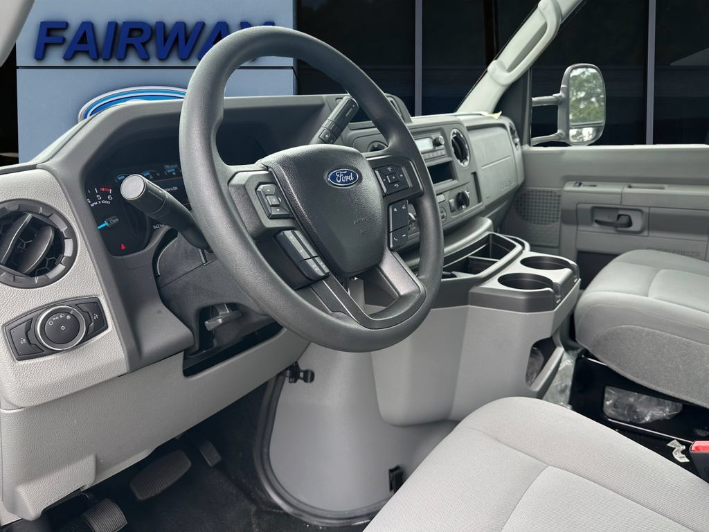 Used 2024 Ford E-350 and Econoline 350 Super Duty w/ Driver's Safety Package RWD image 14