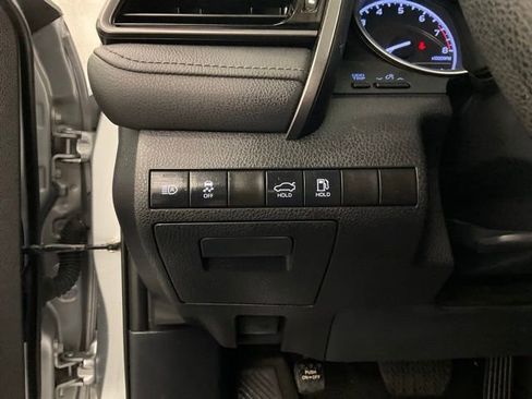 Used 2022 Toyota Camry LE FWD image 14