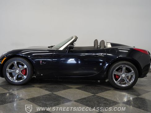 Used 2007 Pontiac Solstice GXP w/ Premium Package RWD image 8