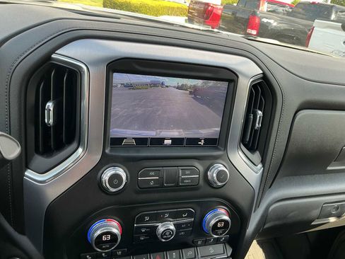 Used 2020 GMC Sierra 1500 SLT w/ SLT Premium Plus Package AWD/4WD image 13