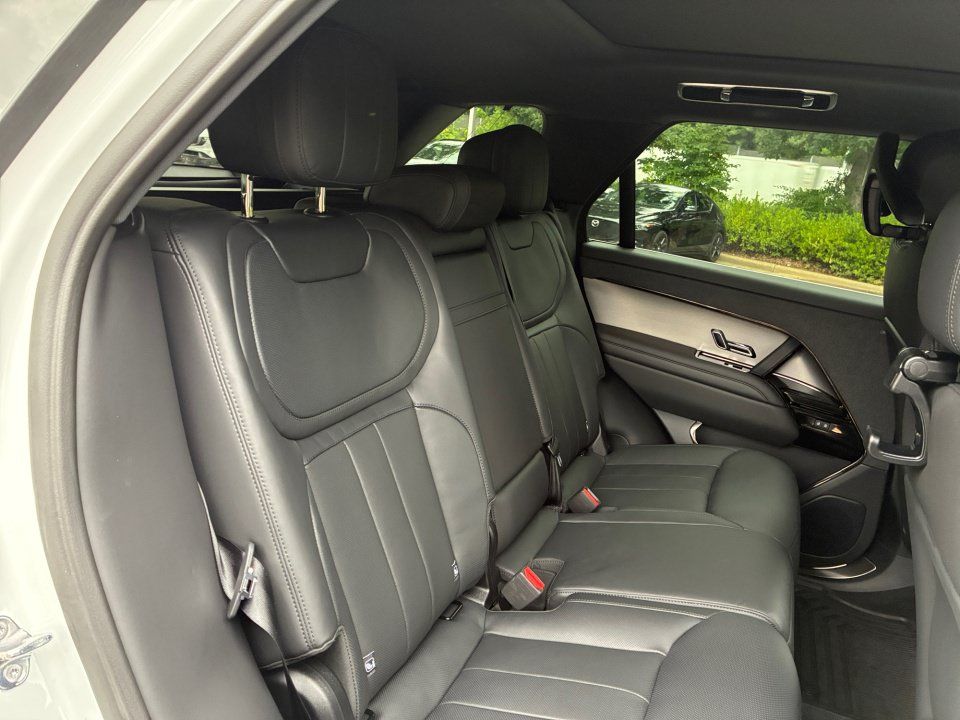 Certified 2025 Land Rover Range Rover Sport Dynamic SE AWD/4WD image 29