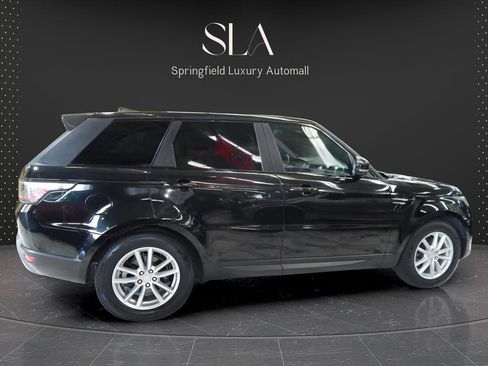 Used 2018 Land Rover Range Rover Sport SE image 2