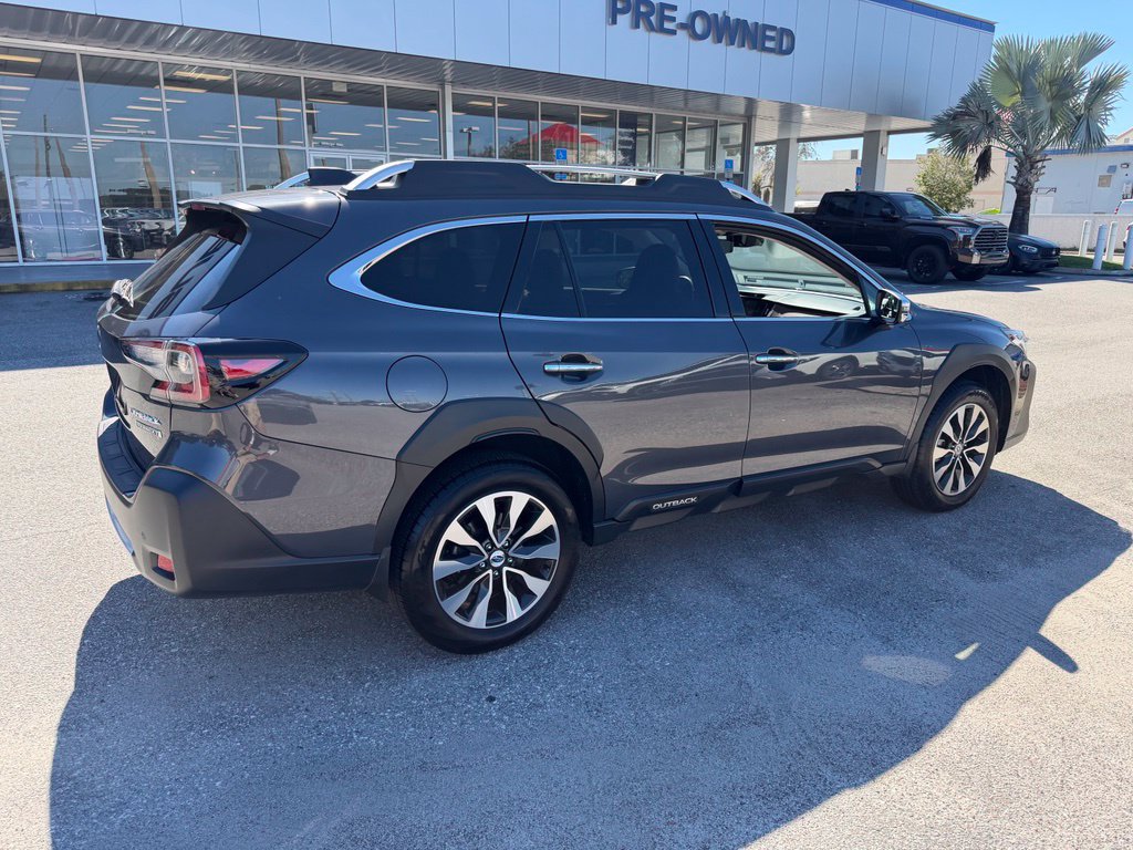 Used 2024 Subaru Outback Touring XT AWD/4WD image 3