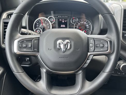 New 2026 RAM 1500 Express AWD/4WD image 10