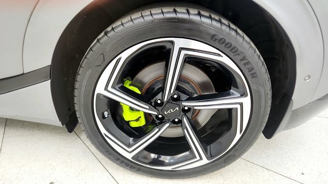 Used 2024 Kia EV6 GT AWD/4WD image 83