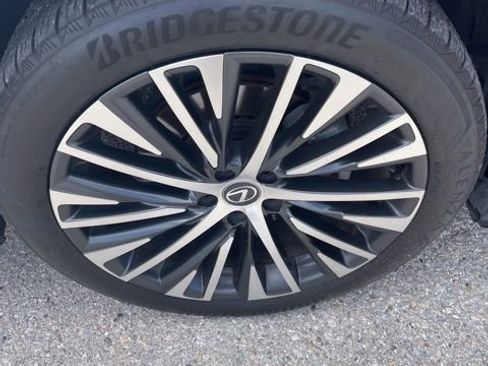 Used 2024 Lexus RX 350 Premium Plus w/ Convenience Package image 7