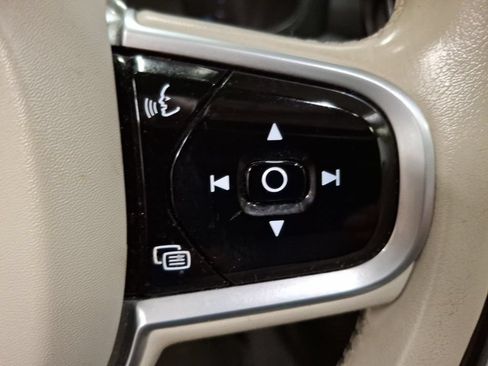 Used 2020 Volvo V60 T5 Cross Country AWD/4WD image 21