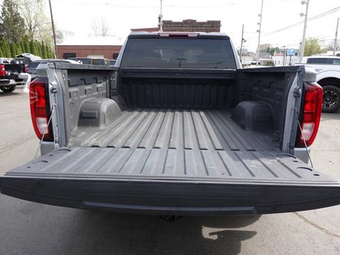 Used 2023 GMC Sierra 1500 Pro w/ Pro Value Package AWD/4WD image 25