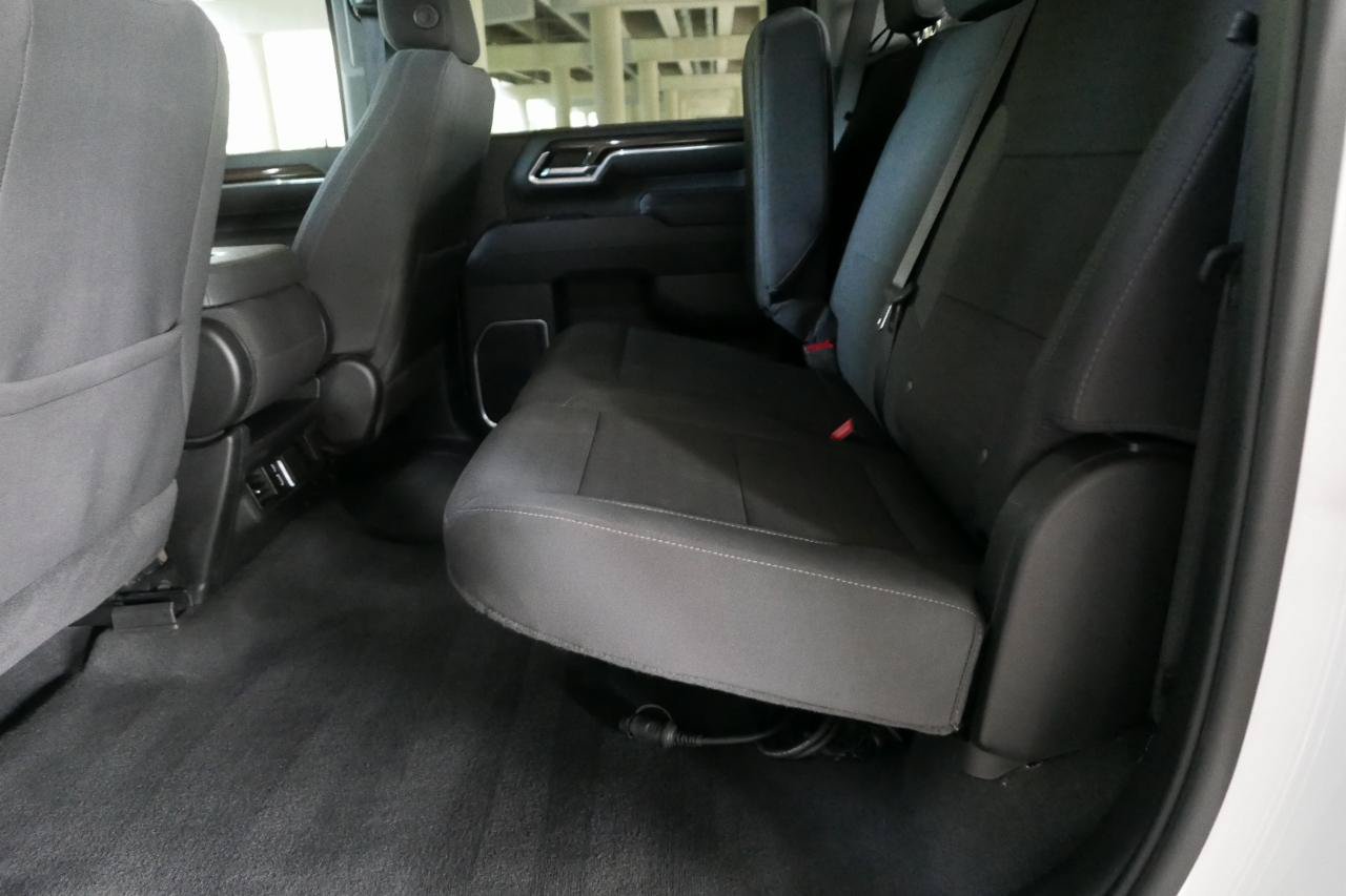 Used 2025 Chevrolet Silverado 3500 LT w/ Convenience Package AWD/4WD image 12