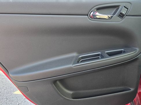 Used 2013 Chevrolet Impala LT FWD image 12