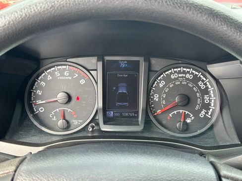 Used 2018 Toyota Tacoma SR w/ SR Convenience Package AWD/4WD image 40