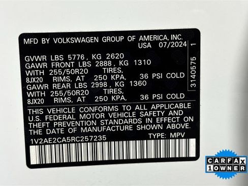 Used 2024 Volkswagen Atlas Cross Sport SEL R-Line AWD/4WD image 33