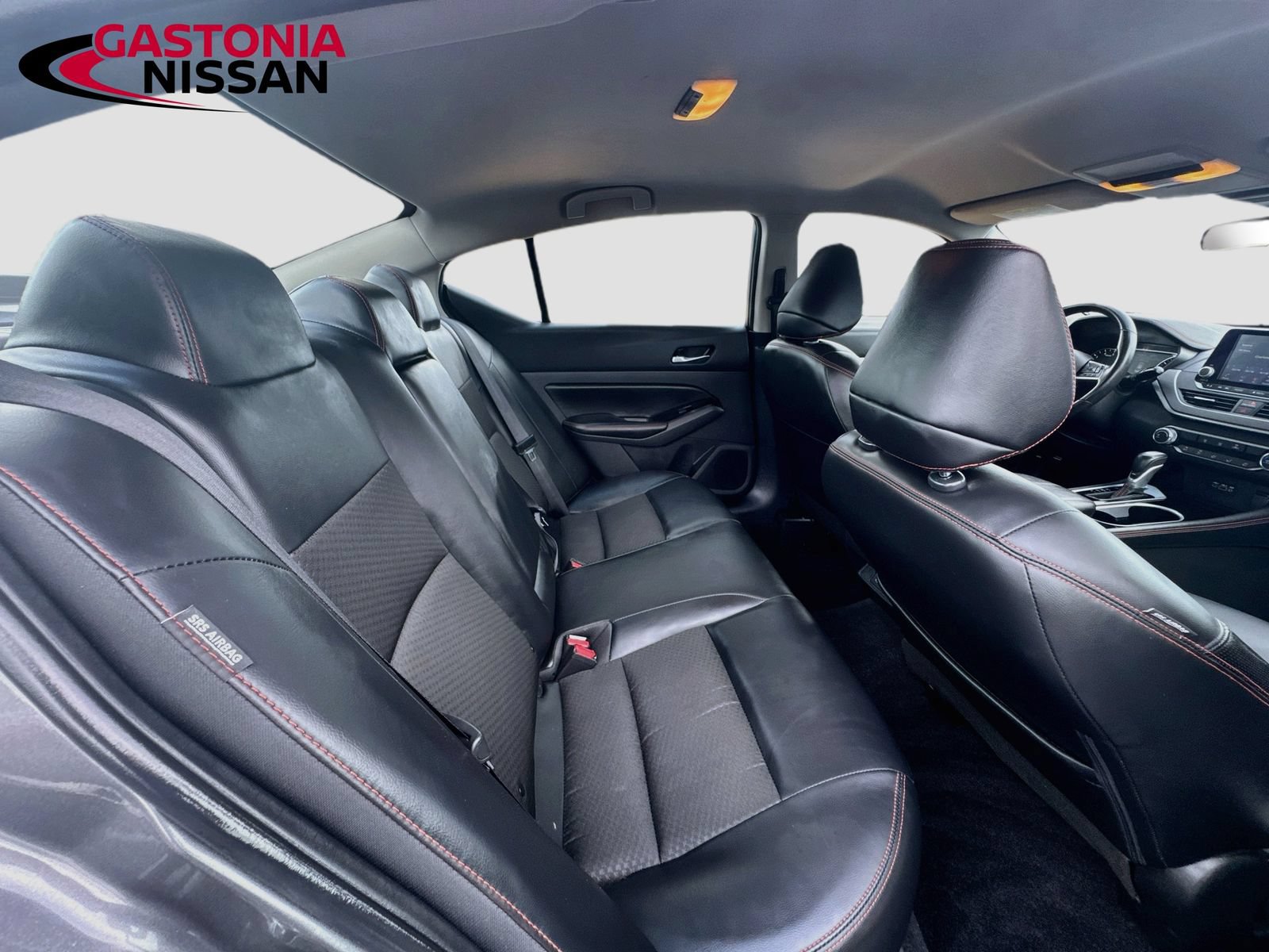 Used 2025 Nissan Altima 2.5 SR FWD image 34