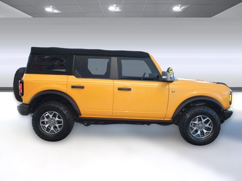 Used 2022 Ford Bronco Badlands image 8