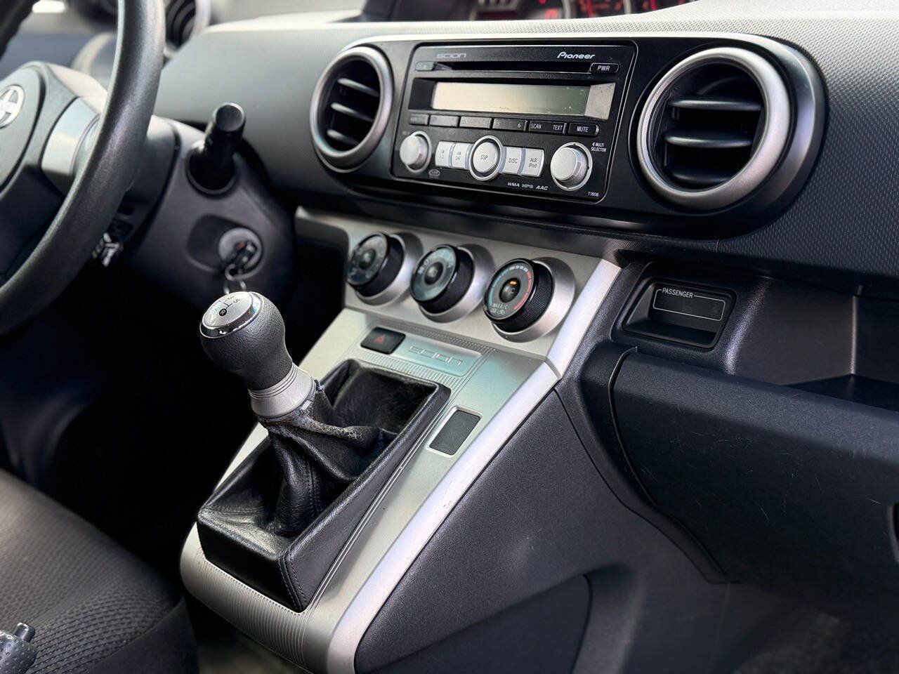 Used 2009 Scion xB FWD image 62