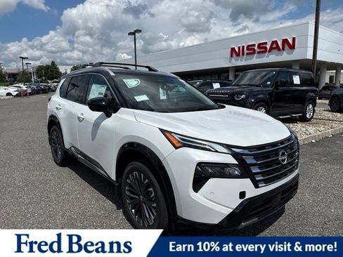 New 2026 Nissan Rogue Platinum w/ Platinum Premium Package AWD/4WD image 1