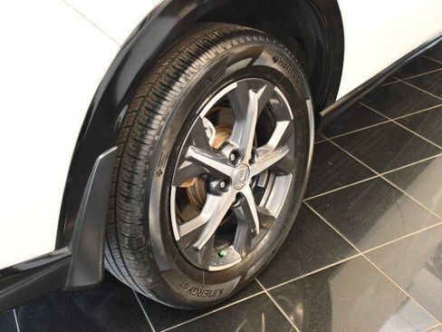 Used 2025 Honda HR-V EX-L image 40