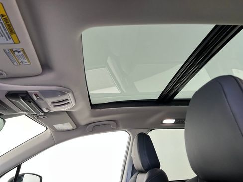 New 2026 Subaru Ascent Limited AWD/4WD image 23