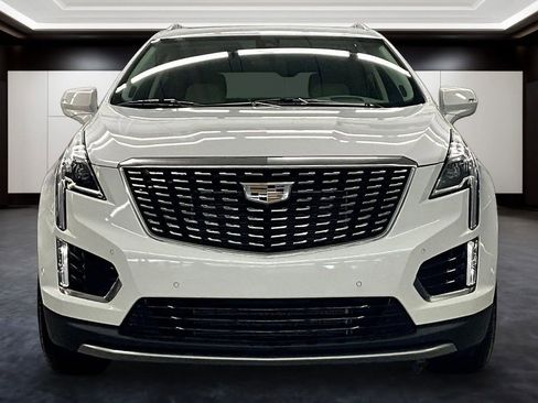 Certified 2023 Cadillac XT5 Premium Luxury w/ Technology Package AWD/4WD image 2