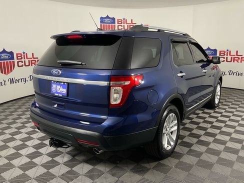 Used 2012 Ford Explorer XLT image 3