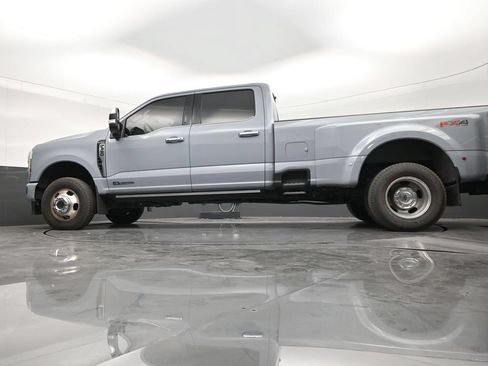 Used 2024 Ford F350 Platinum AWD/4WD image 21