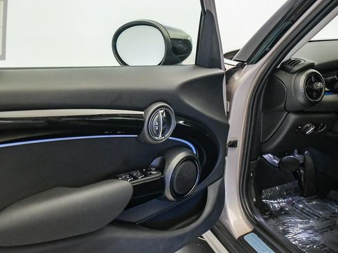 Certified 2023 MINI Cooper S FWD image 25