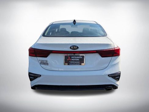Used 2019 Kia Forte LXS FWD image 5