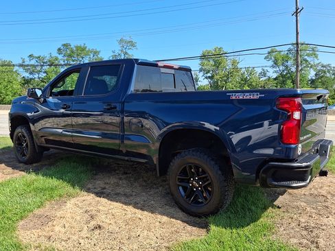Used 2021 Chevrolet Silverado 1500 LT Trail Boss w/ Convenience Package II AWD/4WD image 4