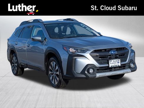 Used 2023 Subaru Outback Touring XT image 1