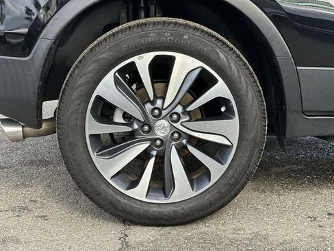 Used 2022 Buick Encore Preferred w/ Safety Package image 30