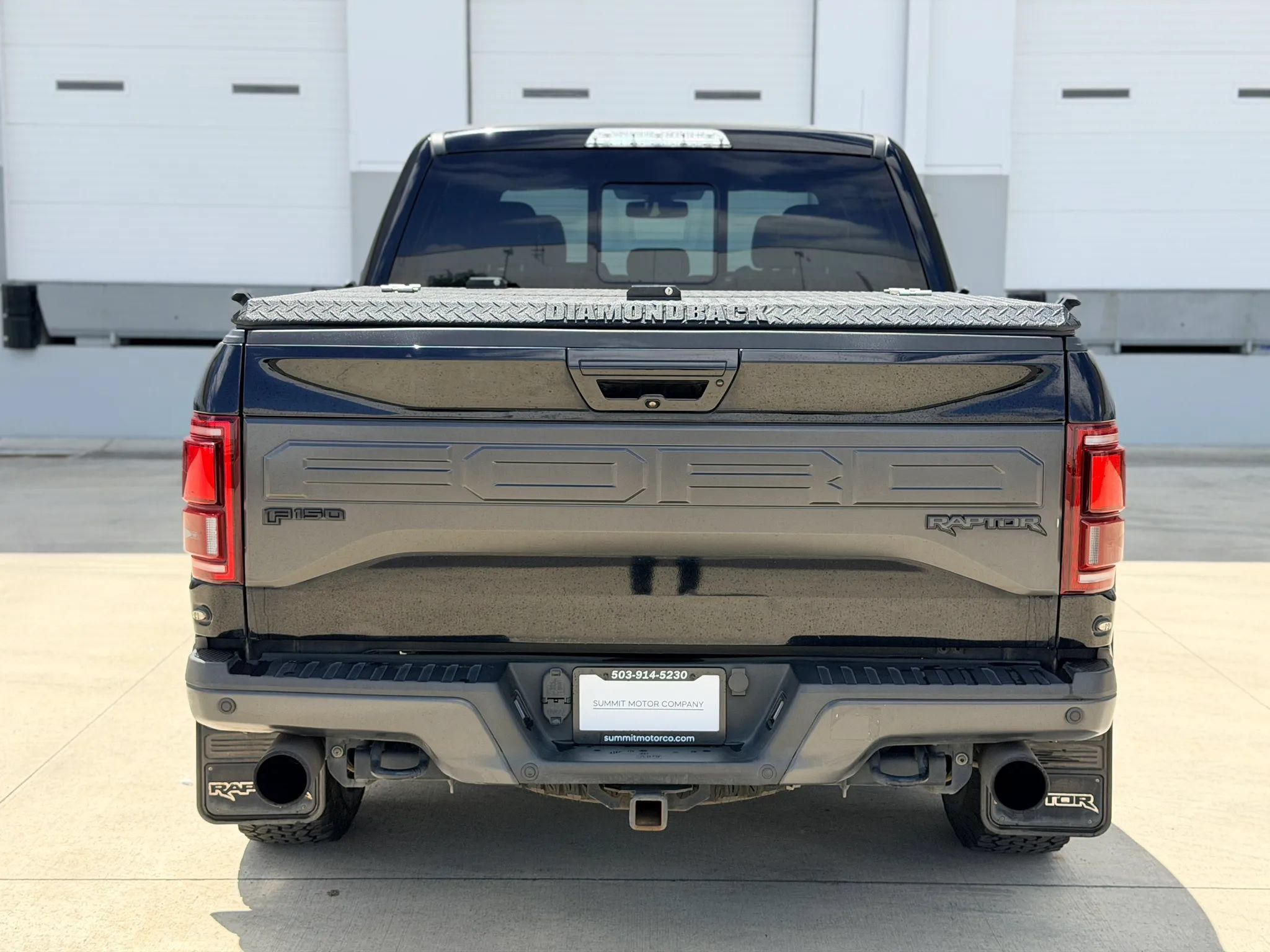 Used 2017 Ford F150 Raptor w/ Equipment Group 802A Luxury AWD/4WD image 4