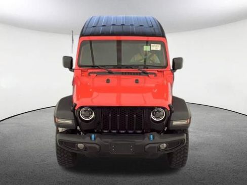 Used 2023 Jeep Wrangler Unlimited w/ Cold Weather Group AWD/4WD image 2
