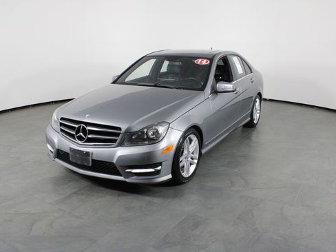 Used 2014 Mercedes-Benz C 250 Sedan image 2