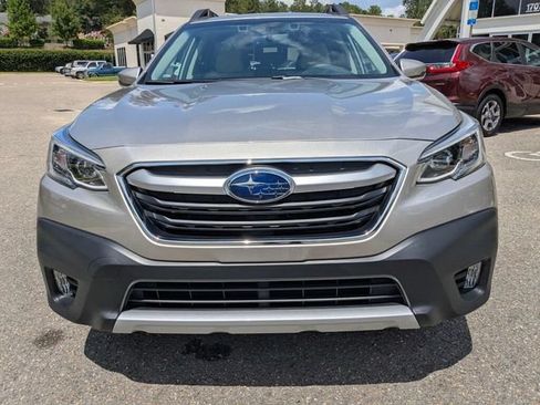 Used 2020 Subaru Outback Limited w/ Popular Package #2 AWD/4WD image 3