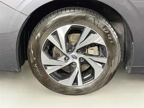 Used 2025 Subaru Legacy Premium AWD/4WD image 32