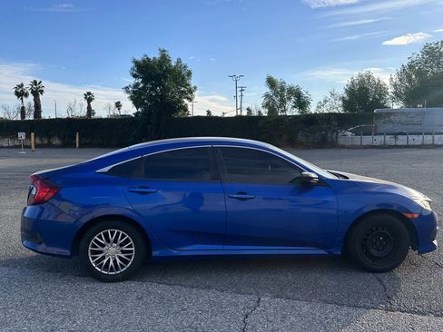Used 2018 Honda Civic LX image 4
