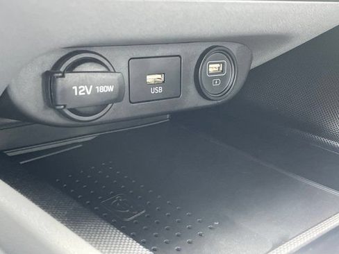 Used 2023 Hyundai Elantra SEL w/ Convenience Package FWD image 15