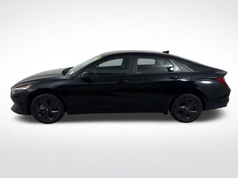 Certified 2023 Hyundai Elantra SEL w/ Cargo Package FWD image 8