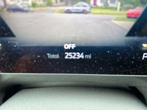 Certified 2024 BMW 760i xDrive w/ Executive Package AWD/4WD image 13