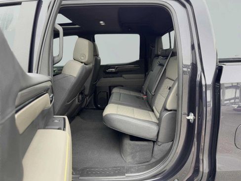 Used 2024 Chevrolet Silverado 1500 ZR2 w/ Technology Package image 38