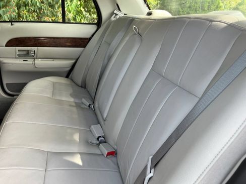 Used 2005 Mercury Grand Marquis LS RWD image 42