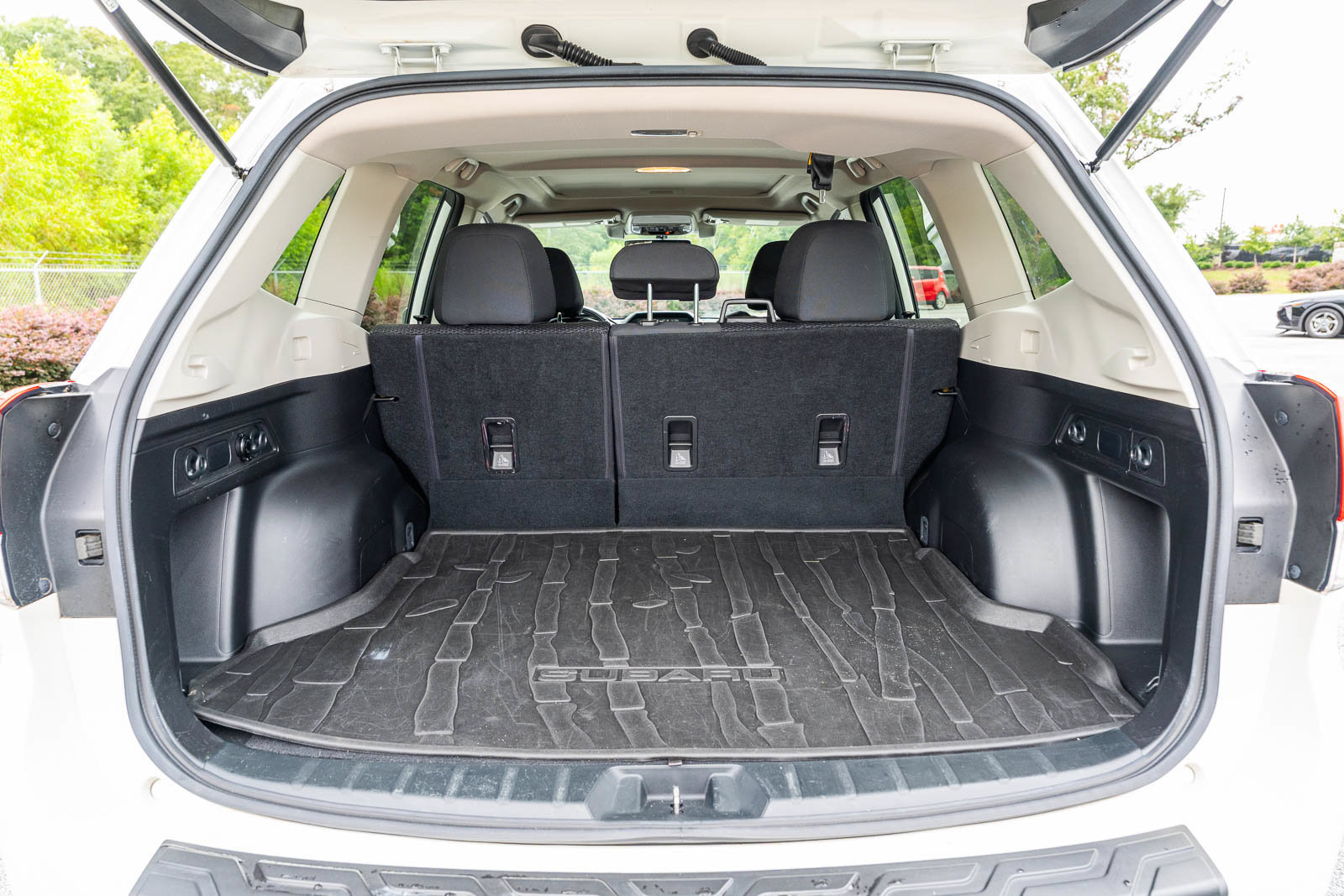 Used 2019 Subaru Forester Premium AWD/4WD image 16