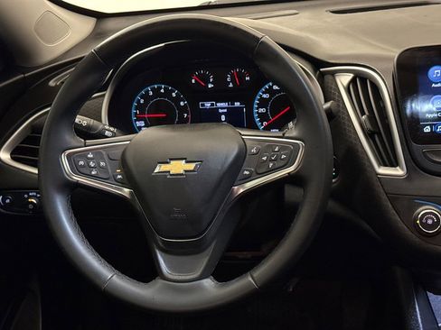 Used 2024 Chevrolet Malibu RS FWD image 13