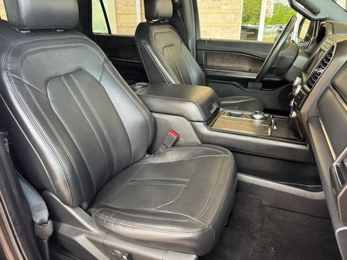 Used 2019 Ford Expedition Max Limited w/ Equipment Group 302A RWD image 26