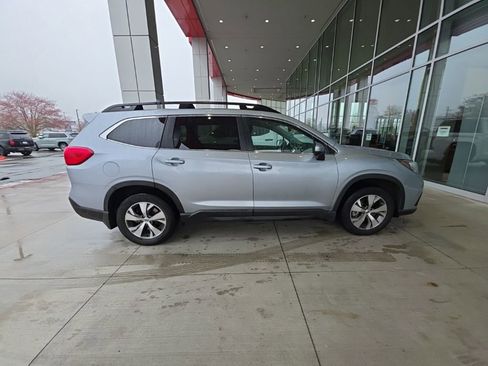 Used 2020 Subaru Ascent Premium w/ Convenience Package AWD/4WD image 4