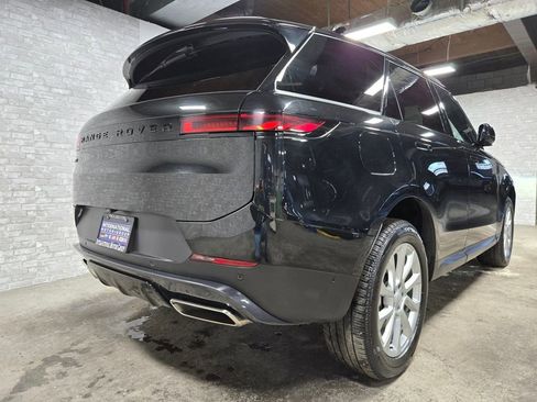 Used 2025 Land Rover Range Rover Sport SE image 43