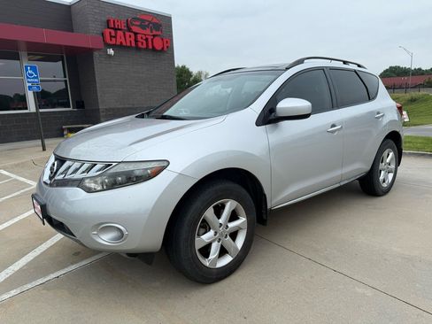 Used 2009 Nissan Murano SL w/ Technology Pkg AWD/4WD image 2