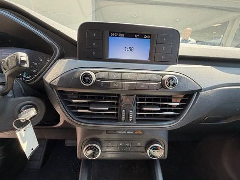 Used 2020 Ford Escape S image 13