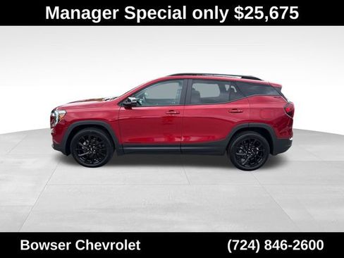 Certified 2023 GMC Terrain SLE w/ Driver Convenience Package AWD/4WD image 2