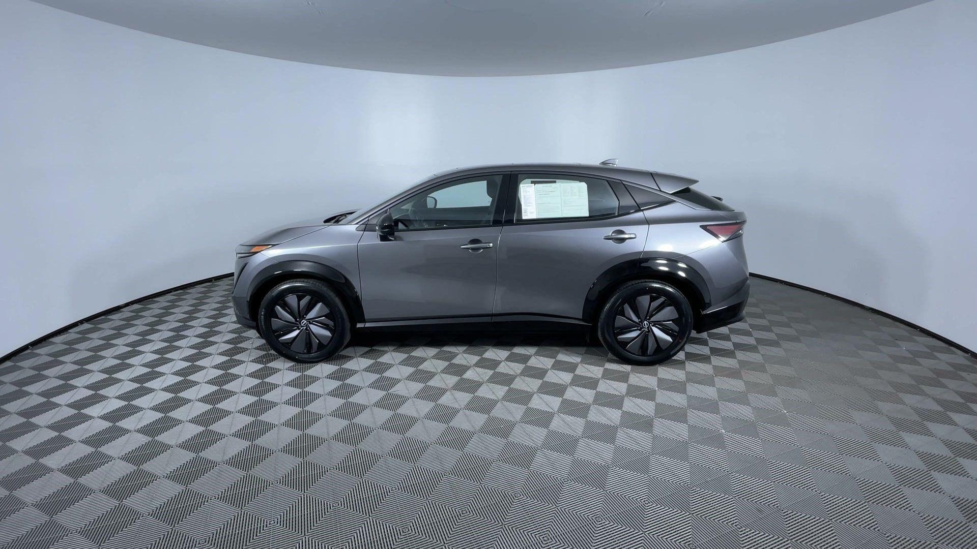 Certified 2024 Nissan Ariya AWD image 6